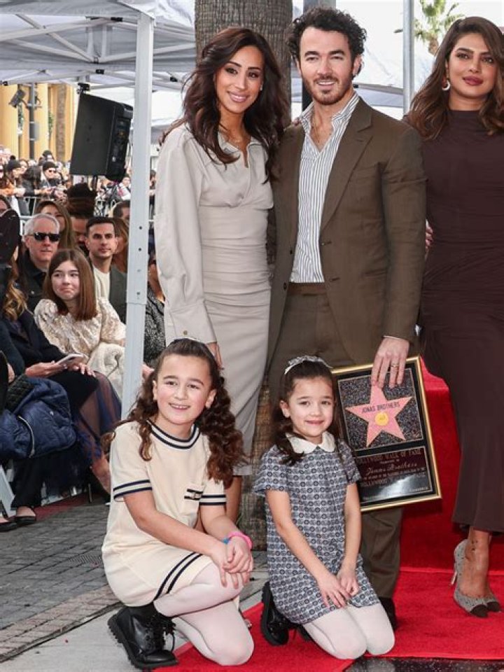 All About His 2 Daughters With Danielle Jonas – Hollywood Life