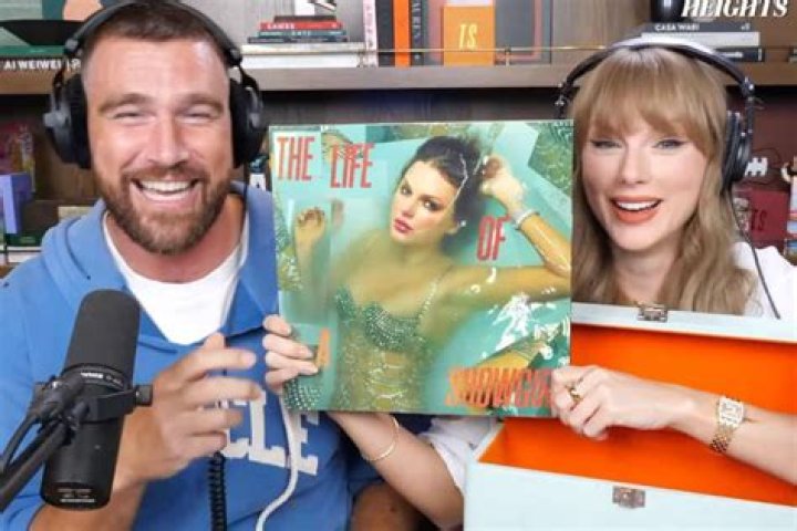 Harry Styles Album Release Date Is Taylor Swift’s B-day & Fans React – Hollywood Life