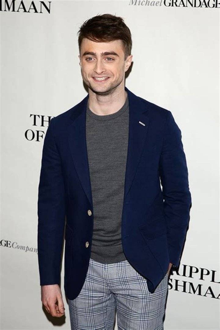 [INTERVIEW] Daniel Radcliffe On Losing Virginity — It Was ‘Really Good’ – Hollywood Life