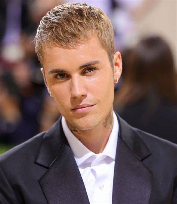 Justin Bieber Dissed By Canadian Paper: ‘A National Embarrassment’