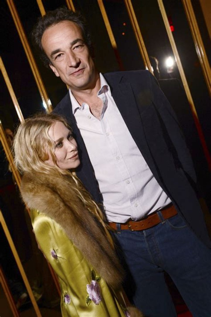 Mary-Kate Olsen Divorcing Husband Pierre Olivier-Sarkozy – Hollywood Life