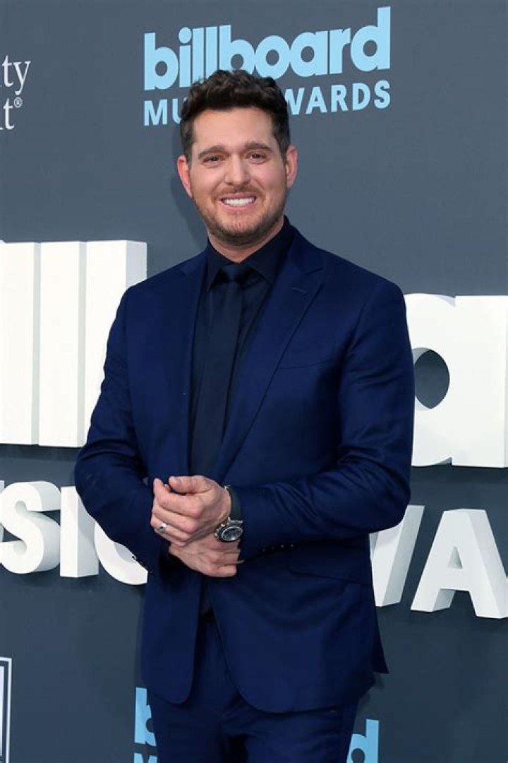 Michael Bublé Gets Emotional As Son, 8, Plays His Song On Piano – Hollywood Life