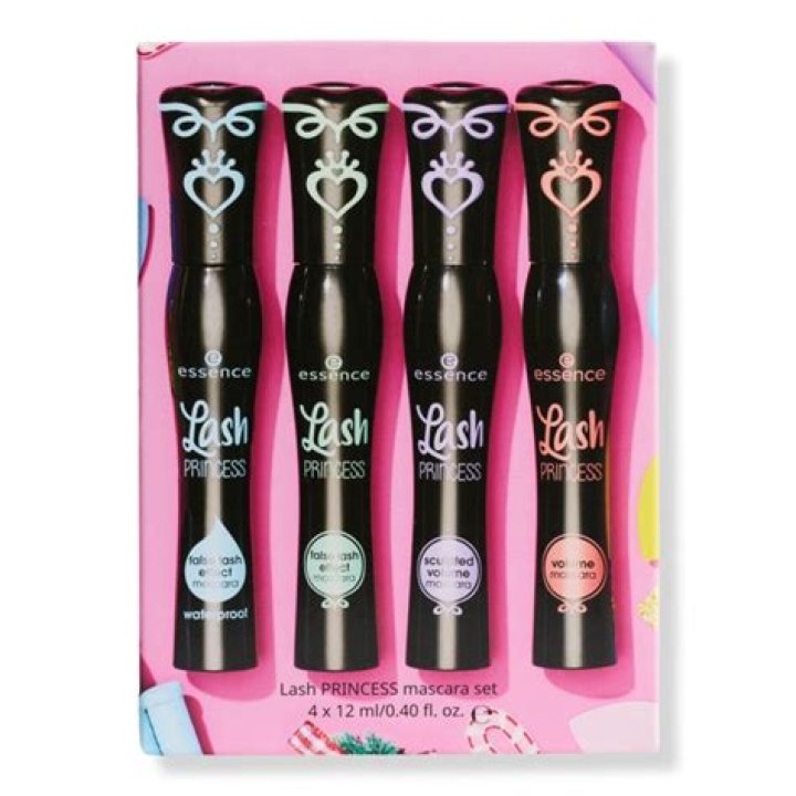 This 4-Piece Mascara Set Is The Perfect Christmas Gift For The Beauty Lover In Your Life & It’s On Sale