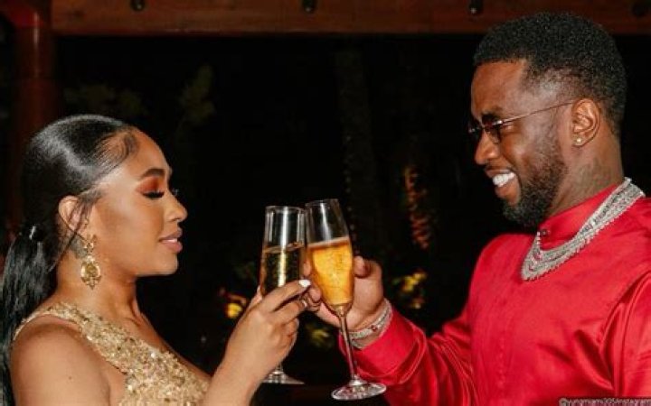 Yung Miami Wears Diamond Ring Amid Diddy Romance At Birthday Bash – Hollywood Life